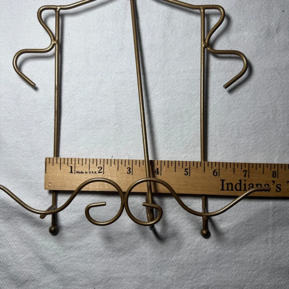 Vintage Gold Wire Scroll Display Easel Folding Metal Plate Picture Stand 9in‎